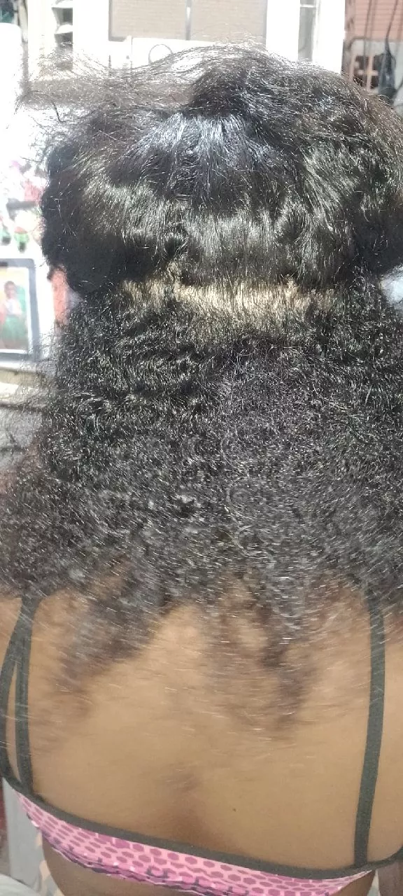 Antes - Cabelo com Frizz e Sem Vida